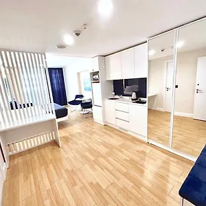  Апартаменты Studio Sea View Orbi